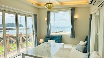 Deluxe Villa, Non Smoking, Sea View | WiFi (free), bed sheets