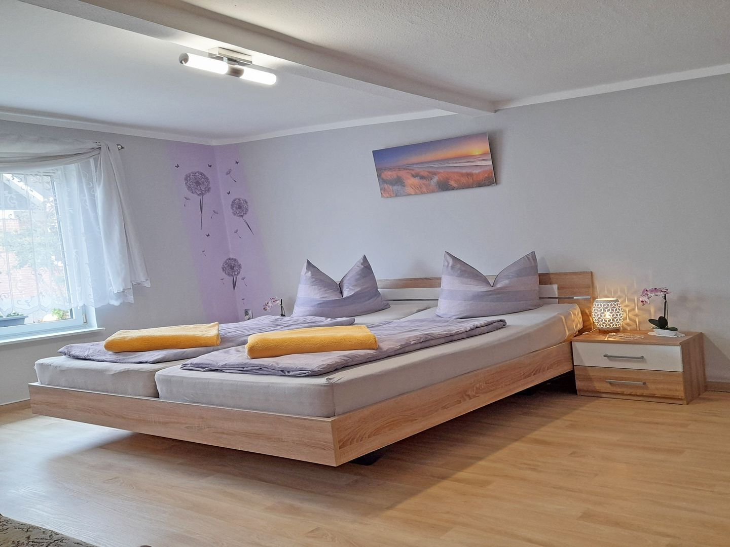 Desk, bed sheets