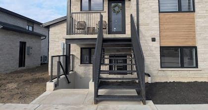 Quiet 2BR Condo Near Hospital and Wi-Fi