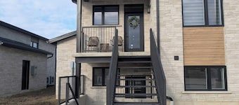 Quiet 2BR Condo Near Hospital and Wi-Fi
