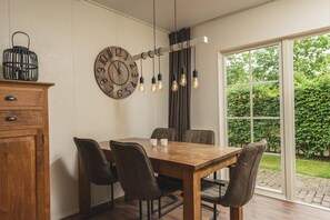 Dining - Sanctuary with Shared Meadow Gardens (Zuna)