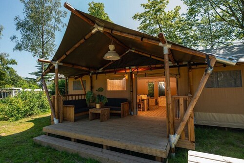 Spacious Luxury Safari Tent for 8