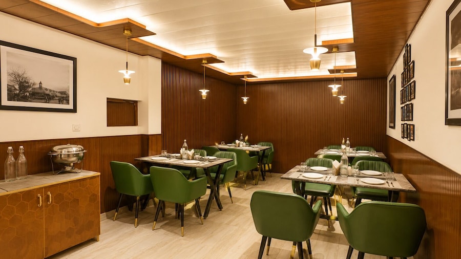 Hotel Heaven & Hills Kasauli