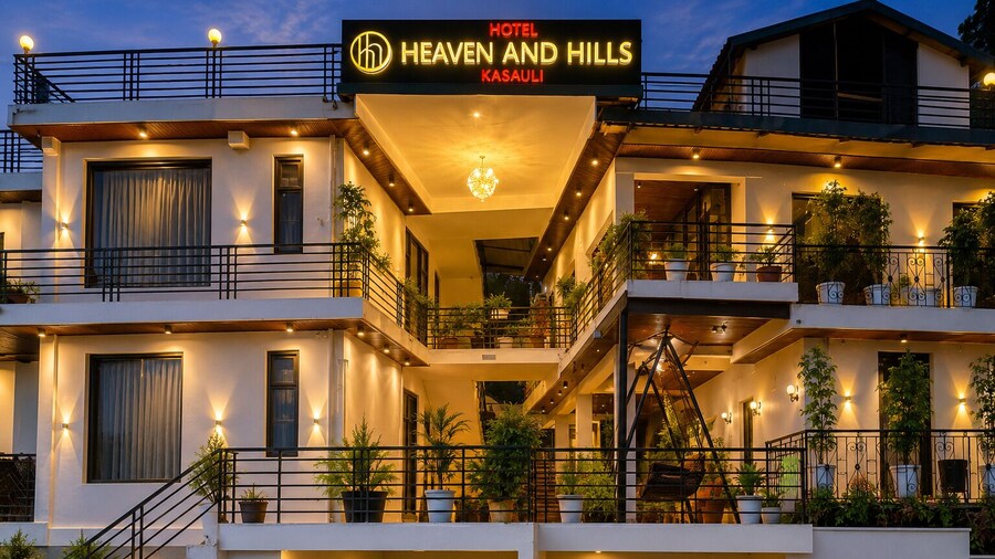 Hotel Heaven & Hills Kasauli