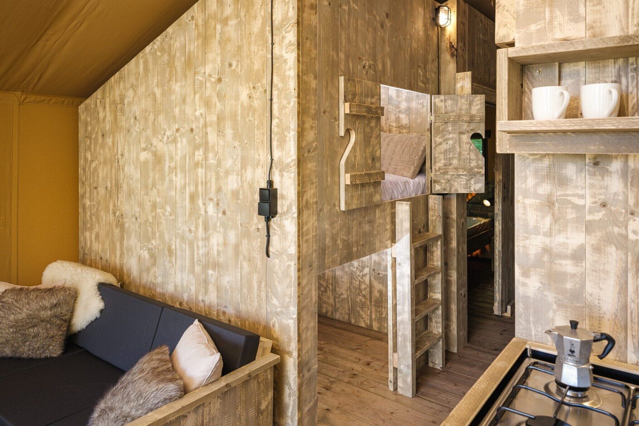 3 bedrooms, travel cot, free WiFi