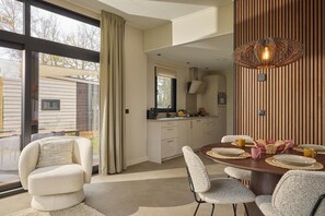 Dining - Luxury Family Lodge with Hot Tub (Zuna)