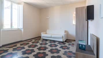 Apartamento | Frigobar, cofres nos quartos, Wi-Fi de cortesia