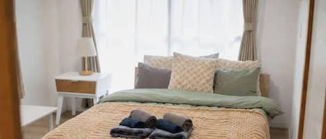1 bedroom, iron/ironing board, WiFi, bed sheets
