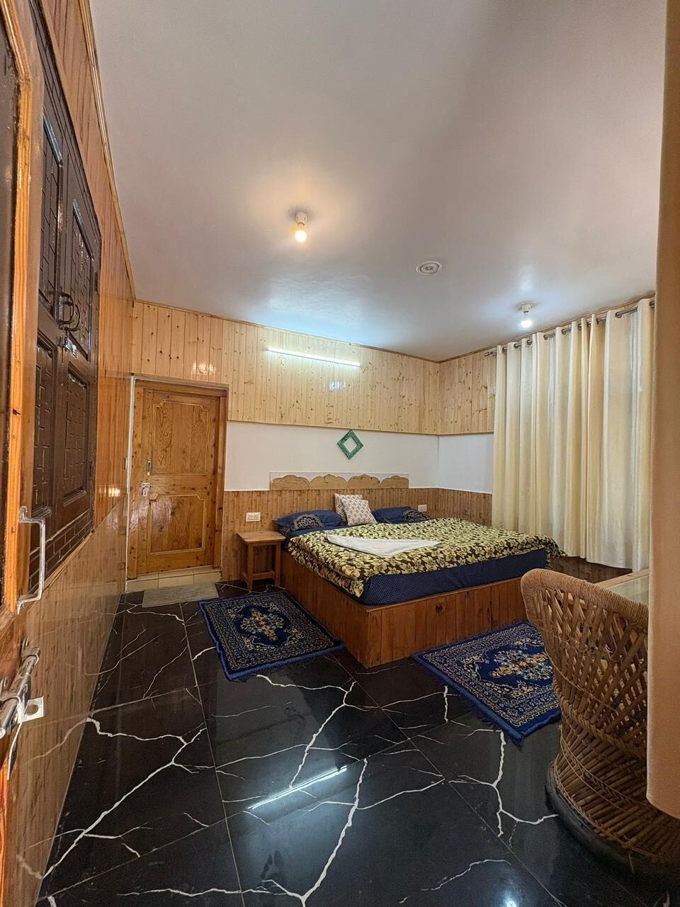Standard Room | Free WiFi