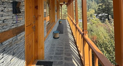 Blue Sky Home Jibhi