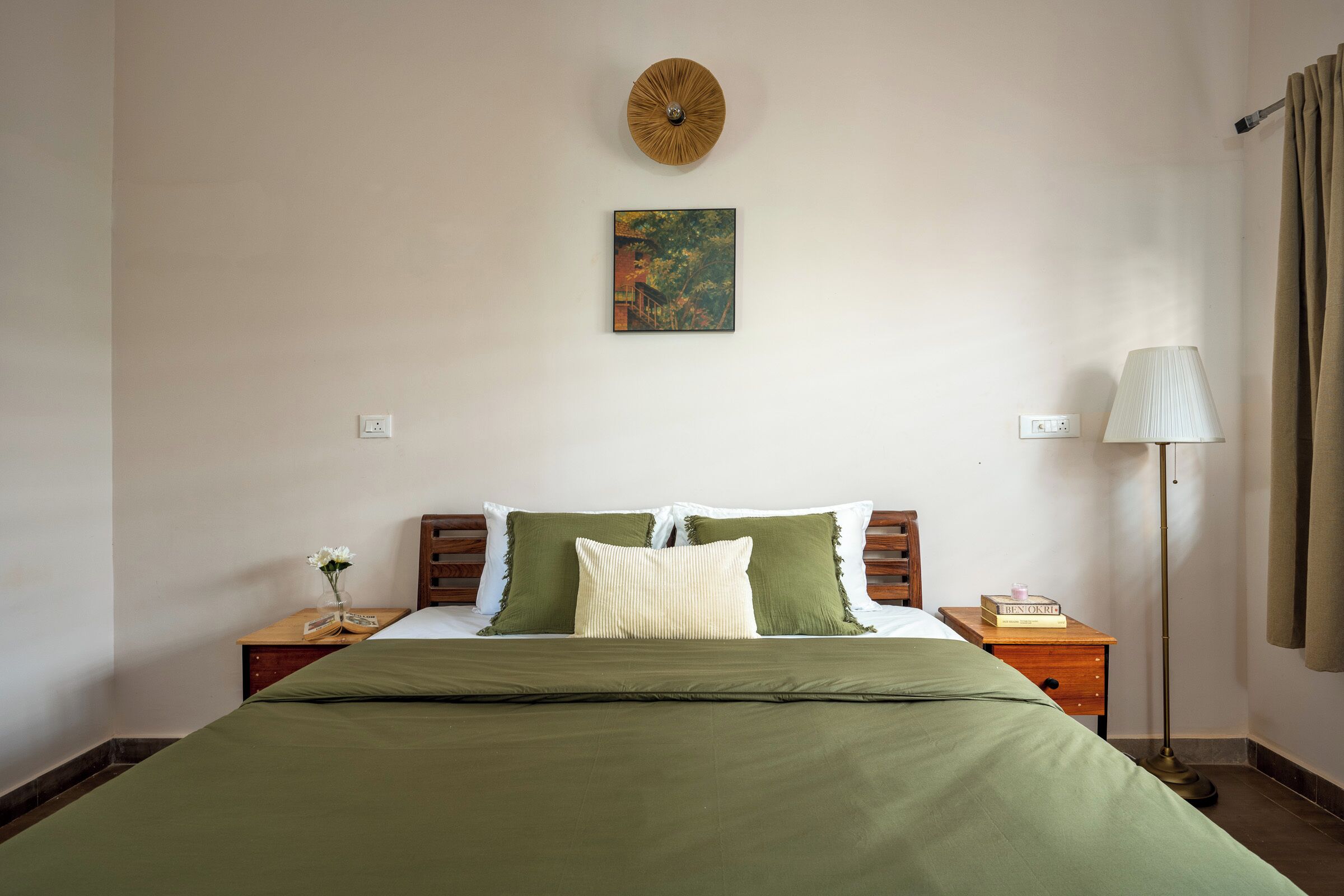4 bedrooms, WiFi, bed sheets