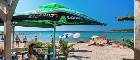 Apartment, 3 Bedrooms, Balcony, Garden View | Beach