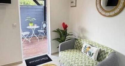 Bungalow Bambou - cozy near CHU, pediatric emergency room and airport