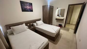 Deluxe Apartment, City View