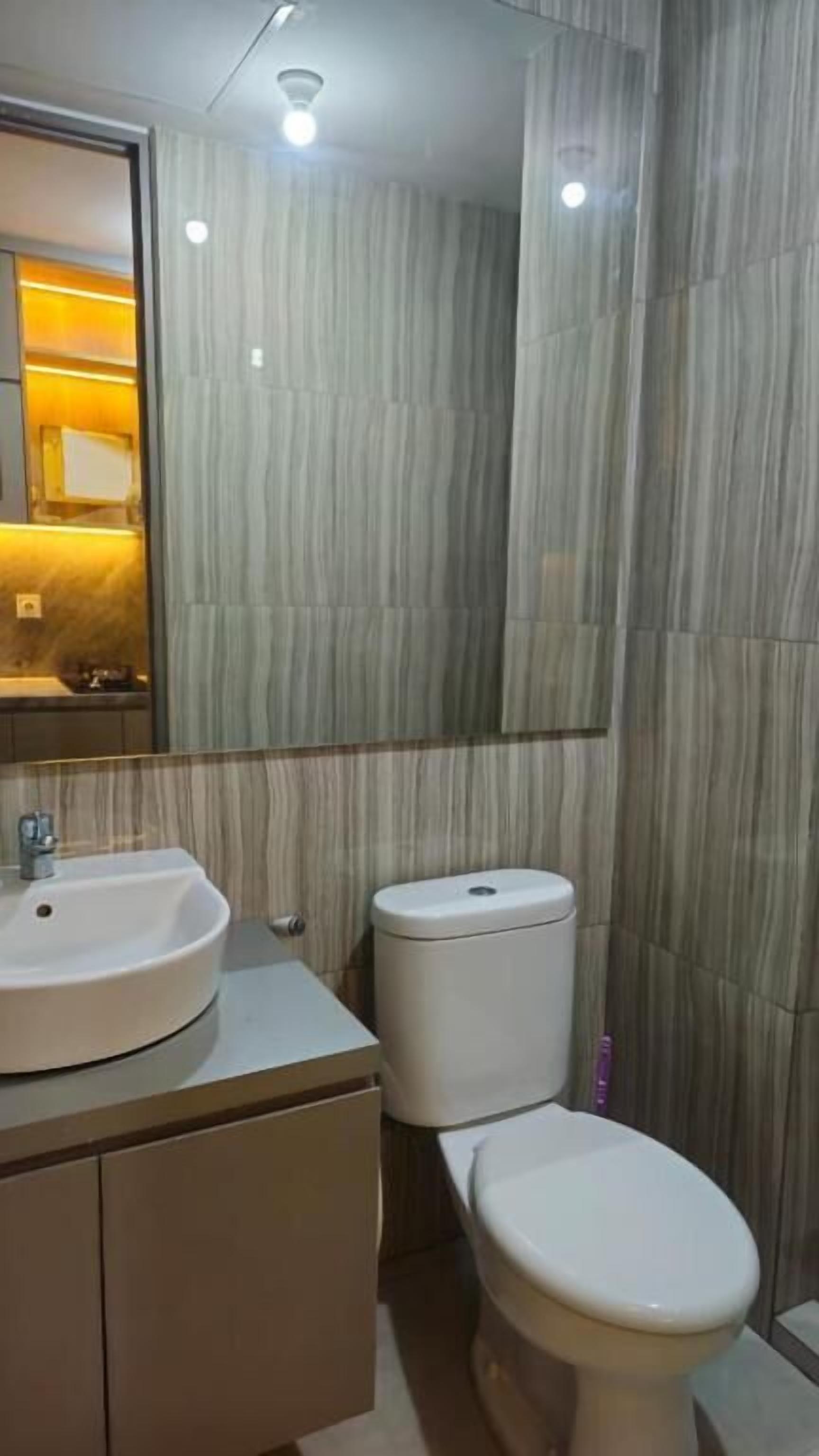 Appartement Confort, balcon, vue ville | Salle de bain | Serviettes fournies