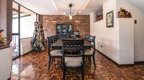 Hus | Matsal