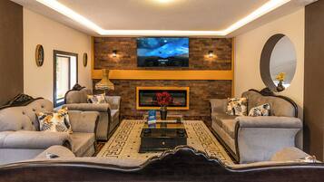 House | Interior