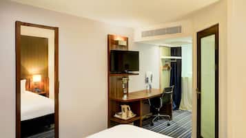 1 bedroom, laptop workspace, iron/ironing board, bed sheets