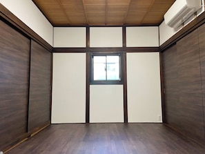 Interior - Two rooms  kitchen included Private rental avail / Higashimuro-gun Wakayama (Higashimuro-gun)