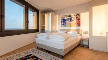 1 bedroom, iron/ironing board, travel crib, WiFi (free)