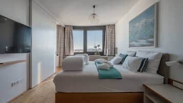 2 Schlafzimmer, Schreibtisch, Bügeleisen/Bügelbrett, kostenloses WLAN