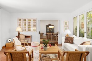 Living area - Charming Andalusian style Cortijo in La Reserva de Sotogrande (AN)