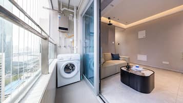 Comfort Suite, Balcony, City View | Interior