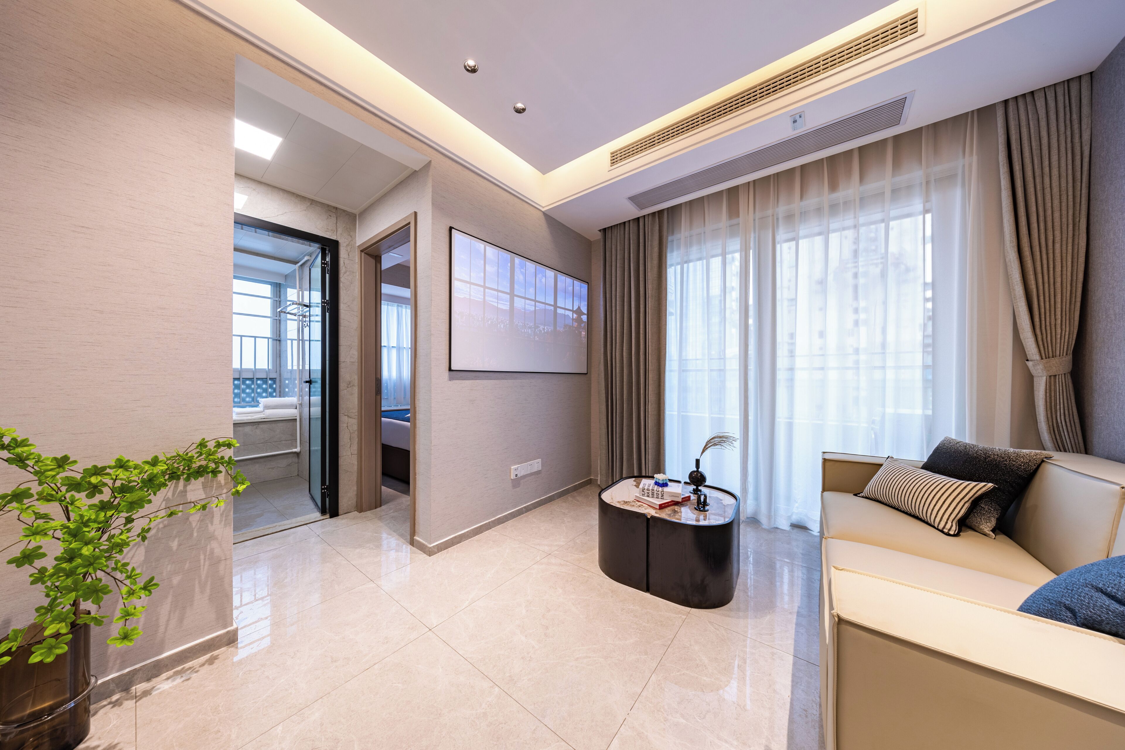 Comfort Suite, Balcony, City View | Blackout drapes, iron/ironing board, free WiFi, bed sheets