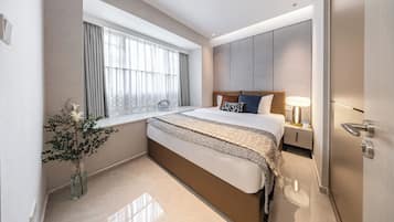 Comfort Suite, Balcony, City View | Blackout curtains, iron/ironing board, free WiFi, bed sheets