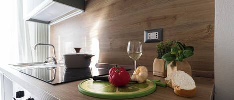 アパートメント (2 Bedrooms) | 専用キッチン | 電子レンジ、オーブン、コンロ、電気ポット