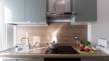 Apartment (2 Bedrooms) | Private kitchen