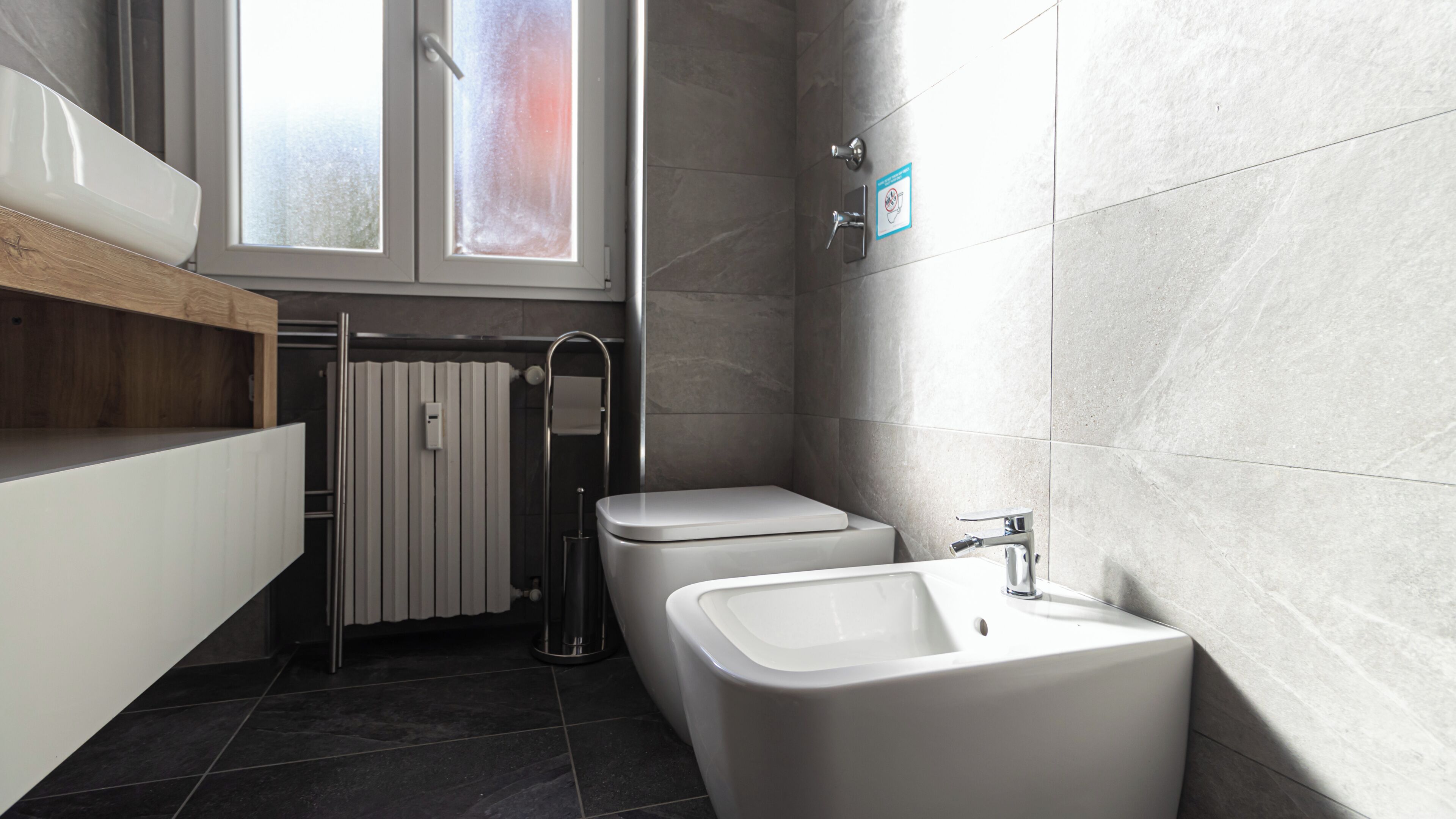 Apartamento (2 Bedrooms) | Baño | Ducha y bidé