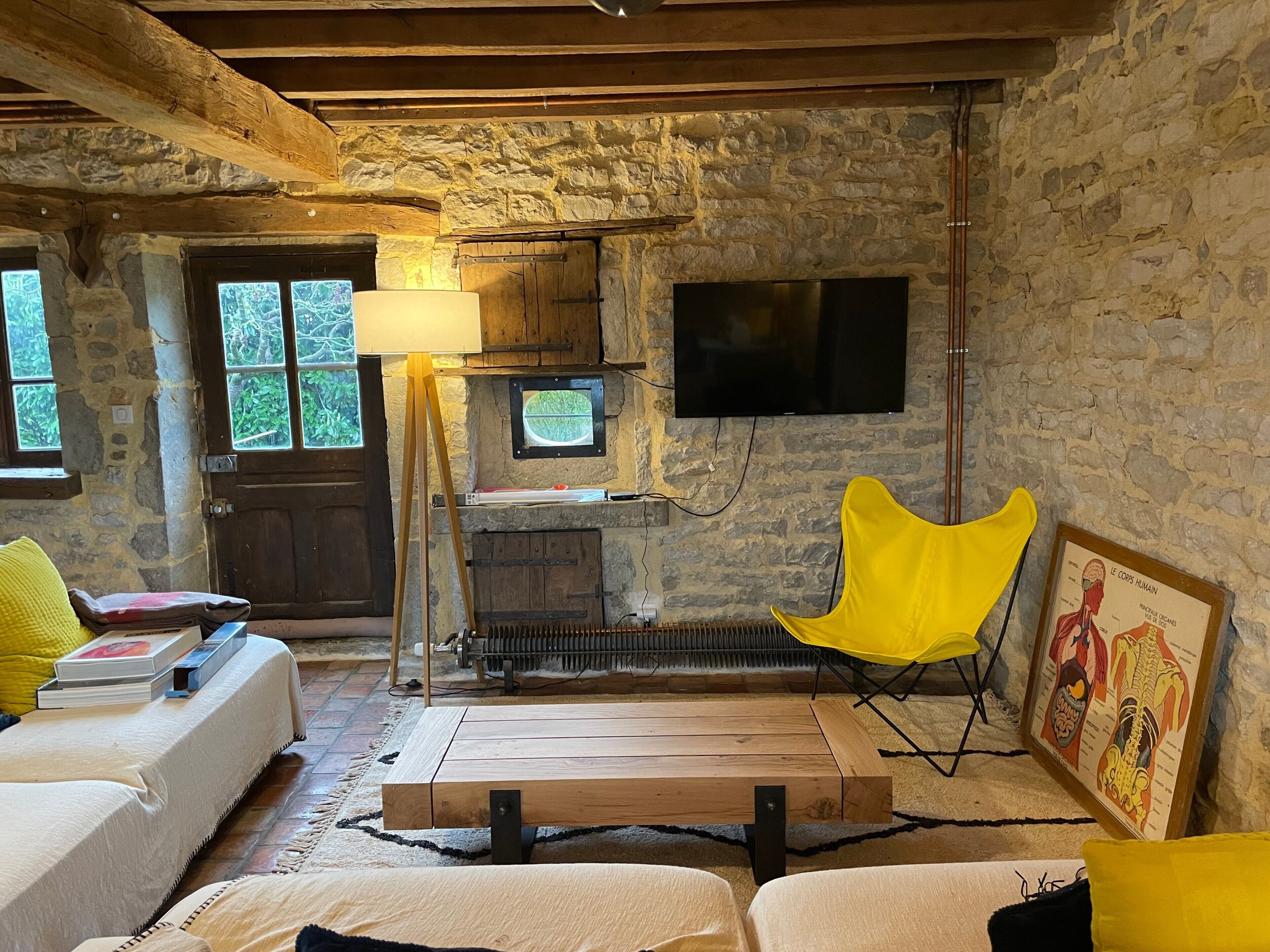4 chambres, fer et planche à repasser, Wi-Fi