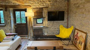 4 chambres, fer et planche à repasser, Wi-Fi