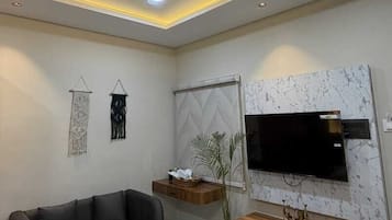 Classic Double Room | WiFi (free), bed sheets
