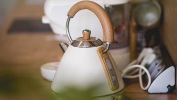 Kaffee und/oder Kaffeemaschine