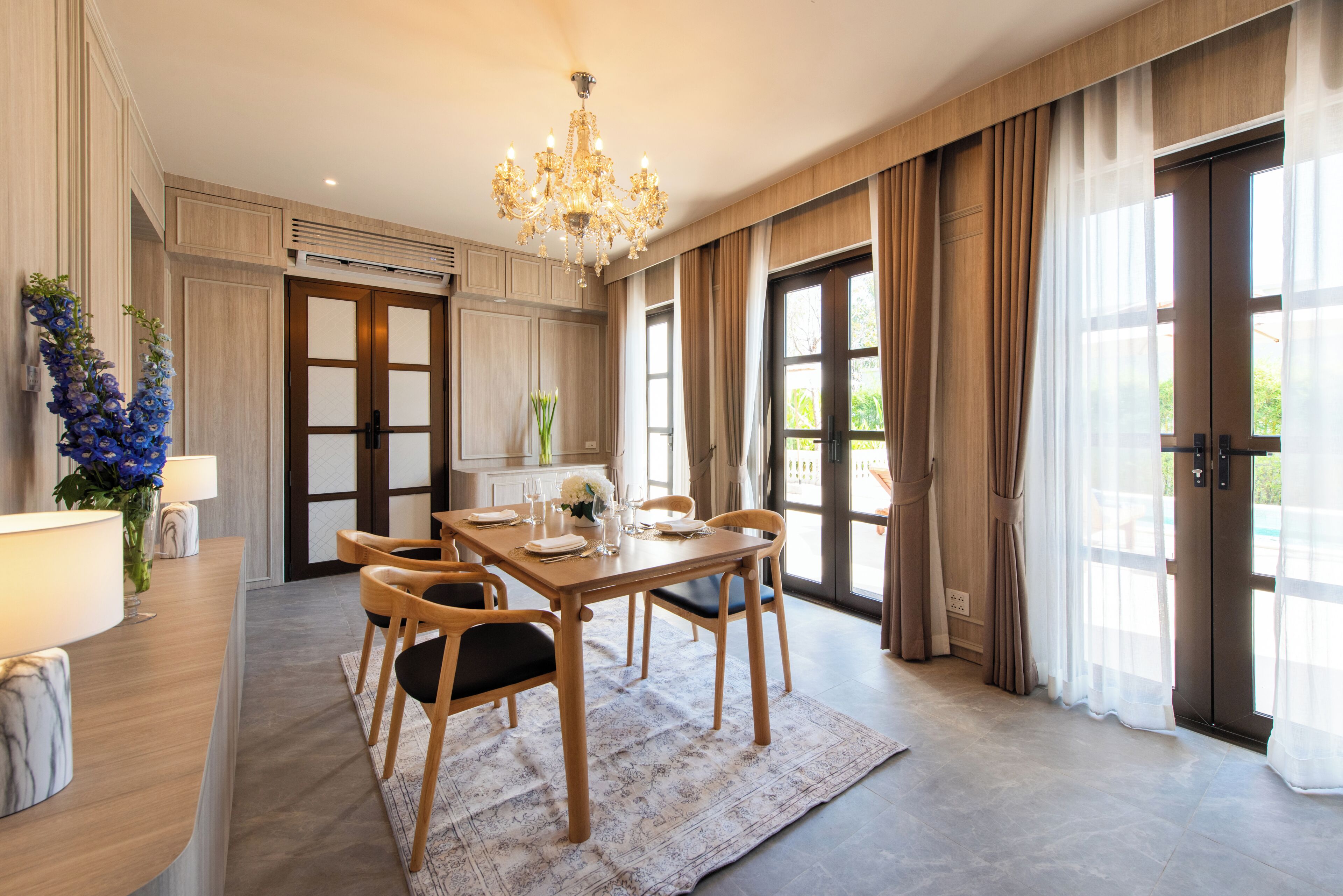 Three Bedroom Villa | Minibar, in-room safe, free WiFi, bed sheets