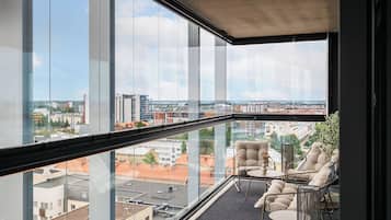 Superior Apartment, 2 Bedrooms, Sauna, City View | Balcony