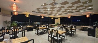 Hotel Santoor - near Geeta bhawan square