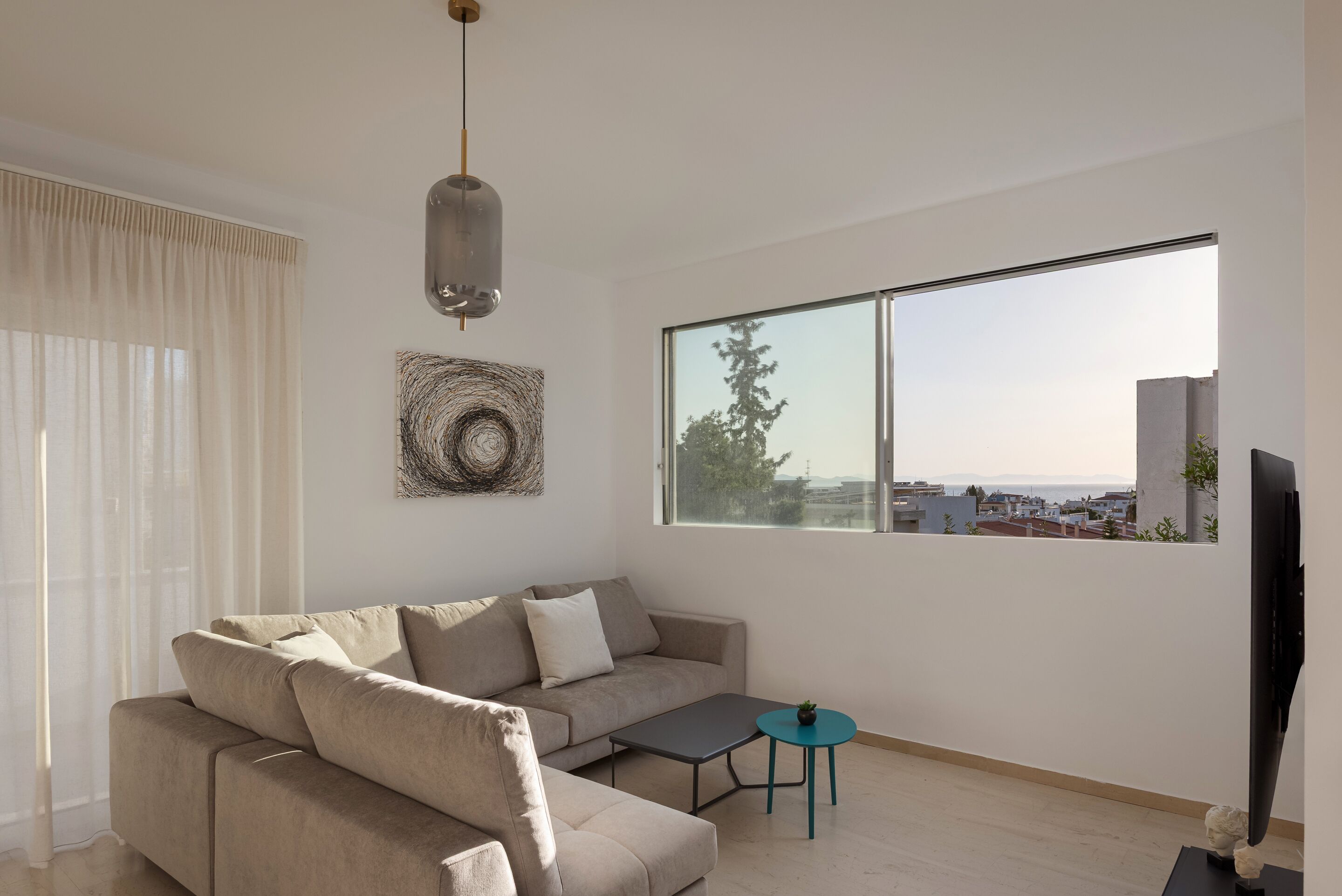Villa, vue jardin | Coin séjour | Télévision à écran plat de 55 pouces avec chaînes par satellite