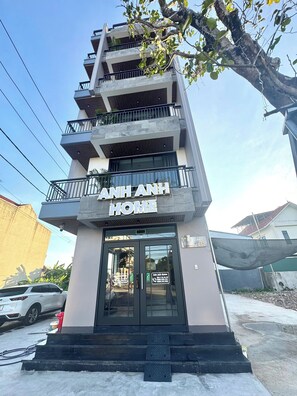 Deluxe Double Room, City View | Exterior detail - Anh Anh Home (Hoa Lu)