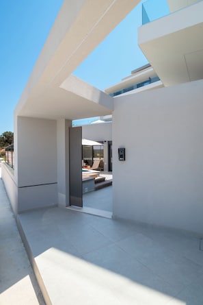 Property entrance - Villa Hermes (Chania)
