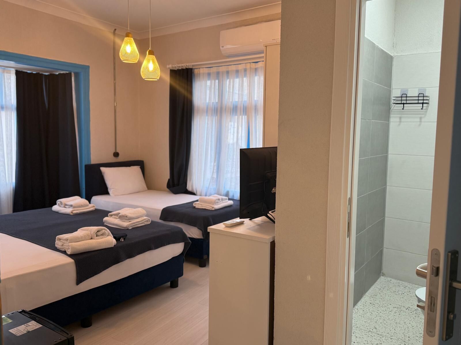 Habitació triple Comfort | Wifi gratuïta 
