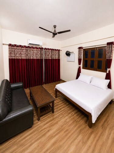 Balaji Hotel