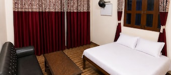 Balaji Hotel