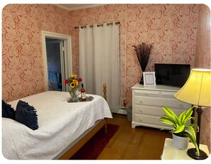 1 bedroom, desk, iron/ironing board, free WiFi - Simple and Comfortable Queen Bedroom Escape - at the YWCA Westfield (Westfield)