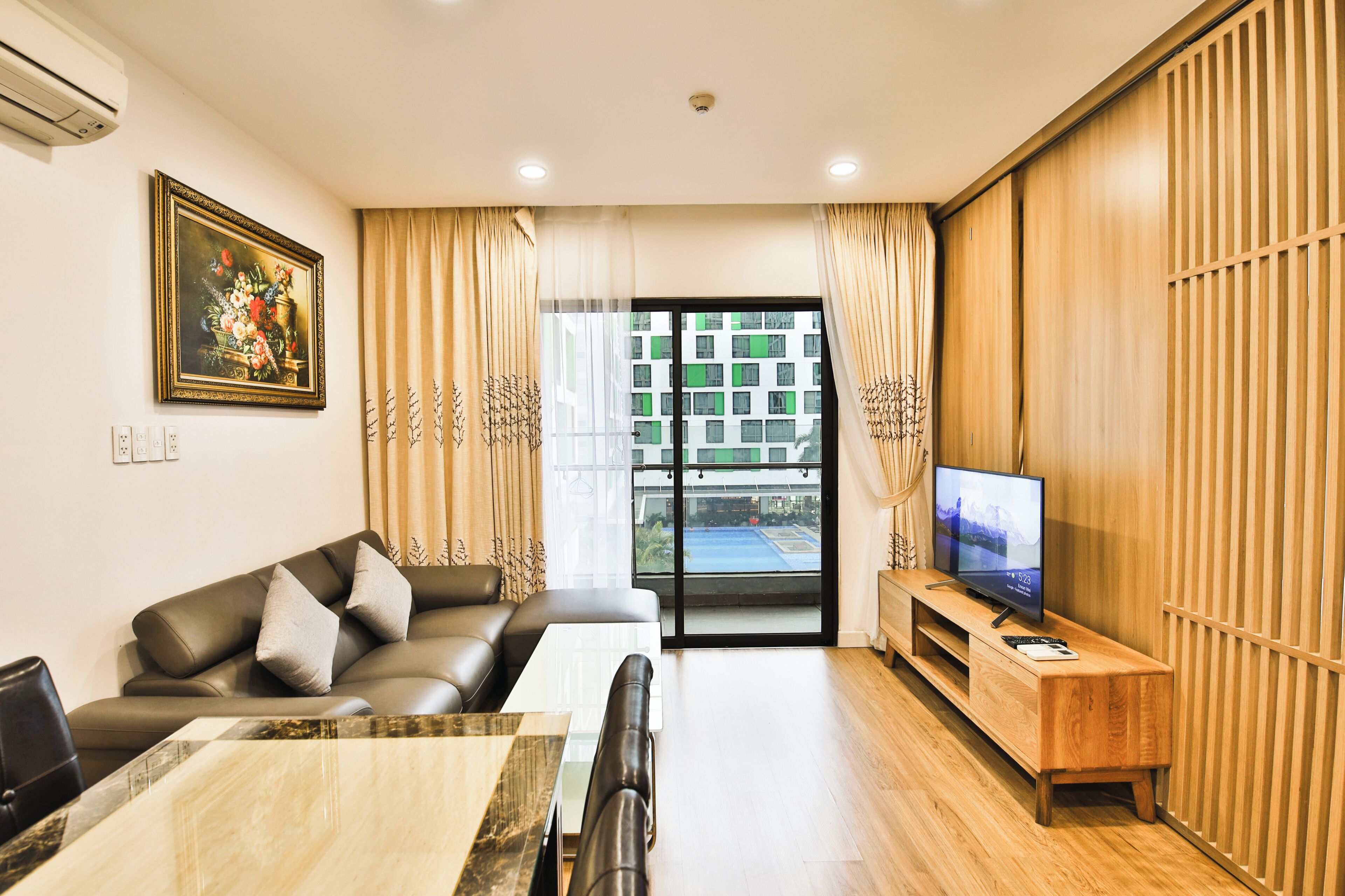 Superior Apartment, 1 Bedroom, Balcony, City View | Living area