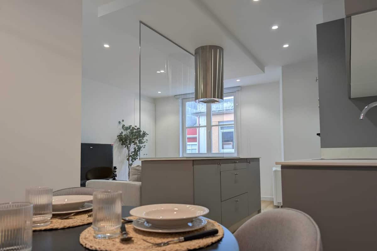 Appartement Supérieur, 2 chambres | Bureau, fer et planche à repasser, lits bébé (gratuits), Wi-Fi gratuit