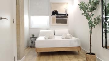 Appartement Duplex, 2 chambres | Bureau, fer et planche à repasser, lits bébé (gratuits), Wi-Fi gratuit