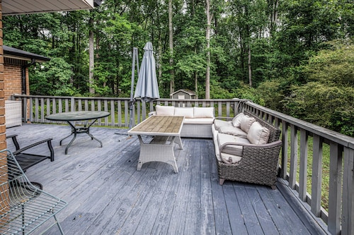 Moss drive retreat - Close to the woods